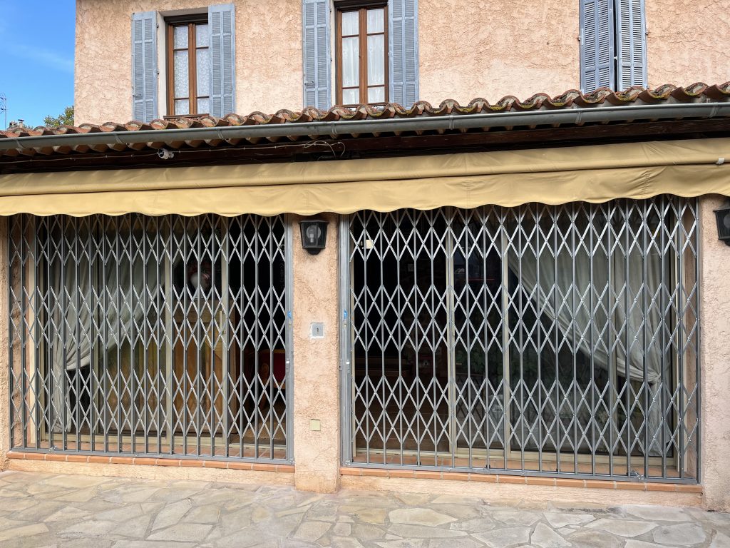 grille extensible
